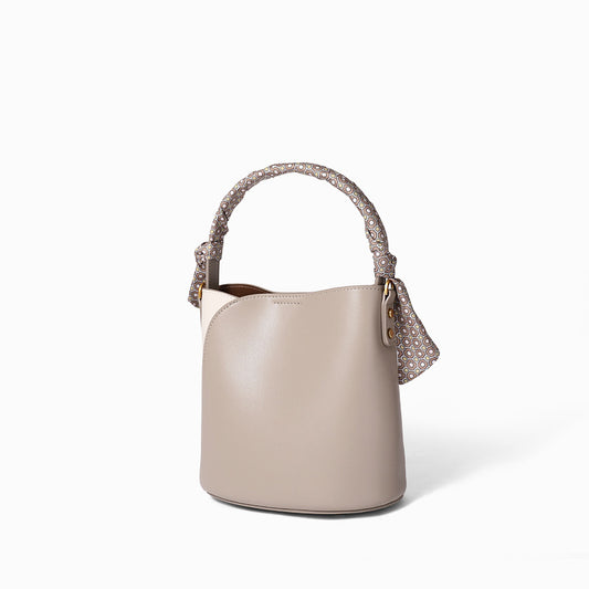 Hand bucket female bag Dynamic Luxe Clothing